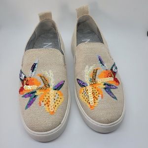 Nine West Women's Slip On Sneakers Embroidered Sequin Floral Playavista 5M Tan